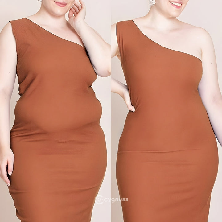 Mulher usando Short Premium Modelador com Faixas de Silicone na cor marrom, mostrando a diferença do corpo antes e depois do uso do modelador. A peça proporciona modelagem, destacando a silhueta de forma elegante e confortável.