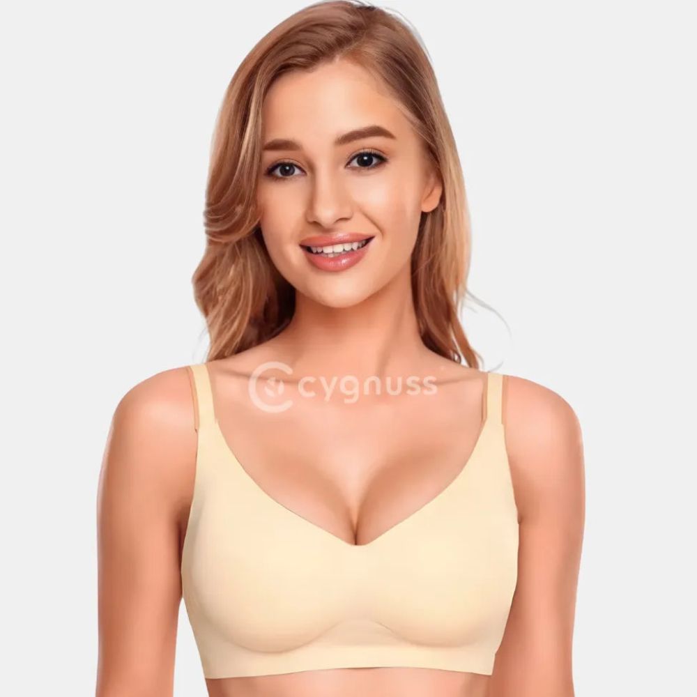 Sutiã Comfort Slim sem Aros e com Bojo Removível Sutiã Comfort Slim sem Aros e com Bojo Removível frontal com a modelo